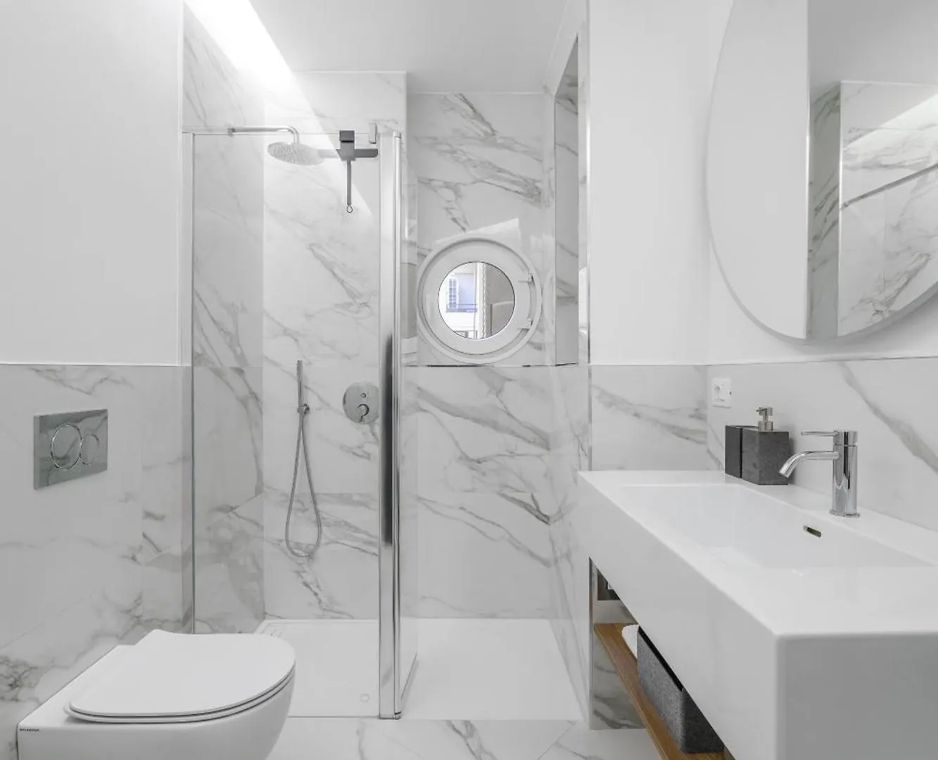 San Babila Luxury Apartment Milan